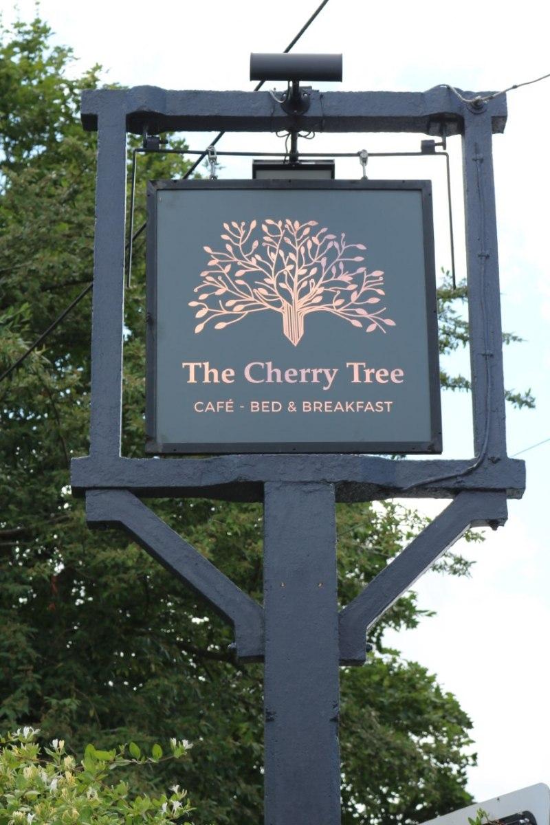 The Cherry Tree Kingston Blount Exteriér fotografie